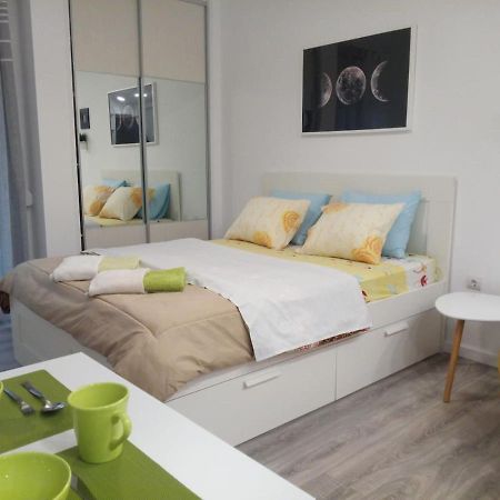 Cozy Studio Near Victoria Metro Station Athene Buitenkant foto